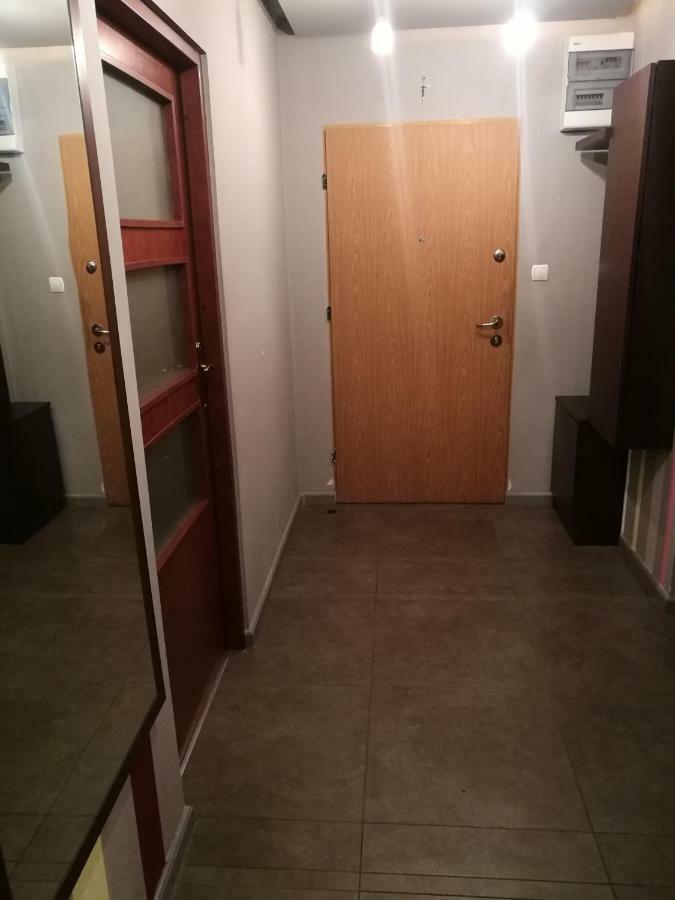 Salt Mine Apartment 64M2 فيليتشكا المظهر الخارجي الصورة